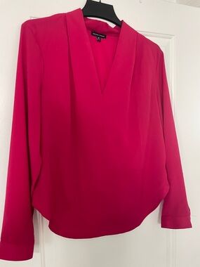 V-Neck Long Sleeve Magenta Blouse